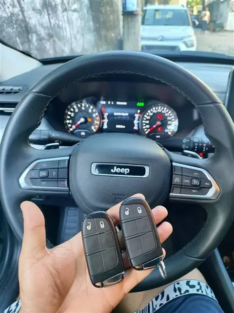 Chave de Jeep feita pelo Victor Chaveiro